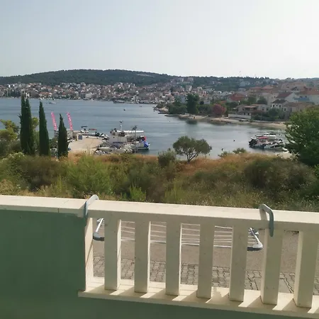 Διαμέρισμα Croatika On The Τρογκίρ